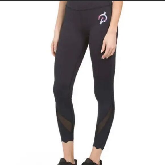 NWT Peloton Move Mission Scallop Hem Legging Black size S - Picture 1 of 10